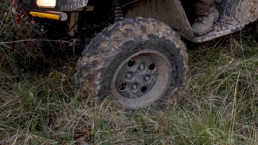 Father, daughter killed in northeast Minnesota ATV crash, sheriff says — WCCO / CBS Minnesota, Roseville Community news