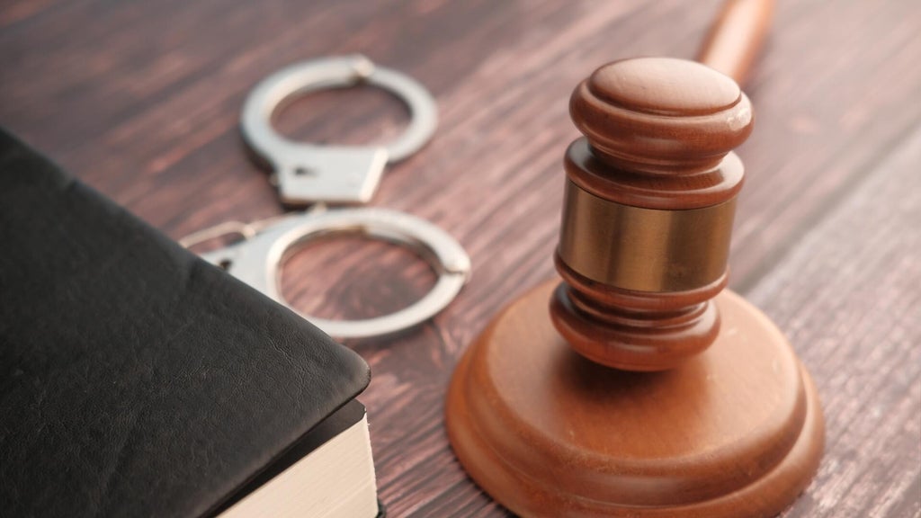 Central Minnesota man charged in fatal 1995 shooting of woman in Iowa — WCCO / CBS Minnesota, Roseville Health news