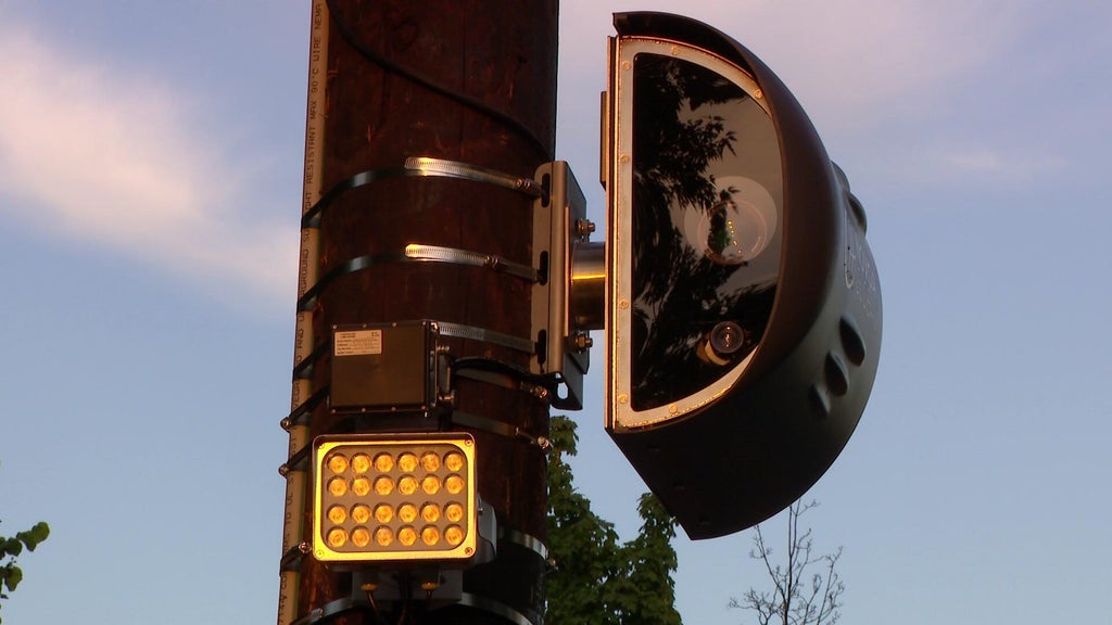 Do speed cameras make drivers slow down? — WCCO / CBS Minnesota, Roseville Technology news