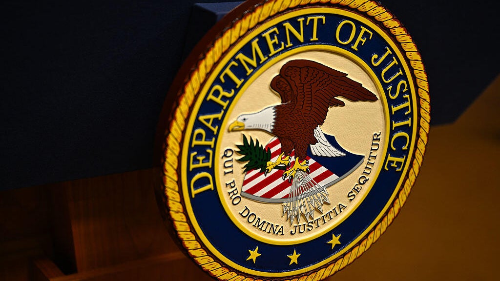 Man eyed Minnesota's Mall of America for attack, pledging allegiance to ISIS, federal prosecutors say — WCCO / CBS Minnesota, Roseville Community news