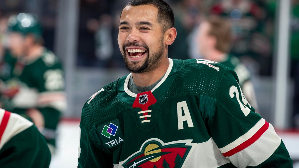 Defenseman Mathew Dumba retiring after 13 NHL seasons with 5 different teams — WCCO / CBS Minnesota, Roseville Sports news