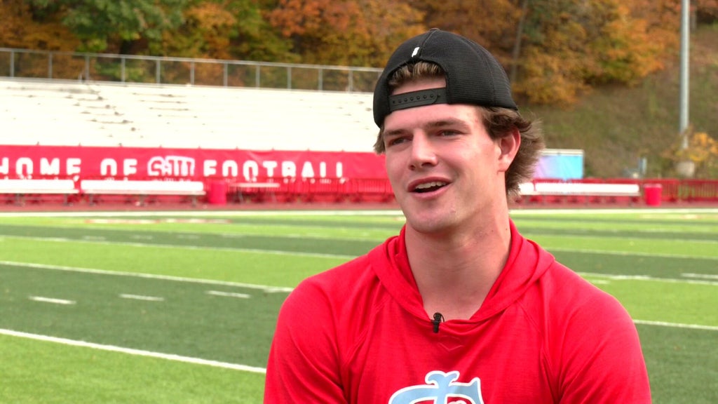 St. John's wide receiver Riley Schwellenbach finding success on the gridiron and baseball field — WCCO / CBS Minnesota, Roseville Schools news