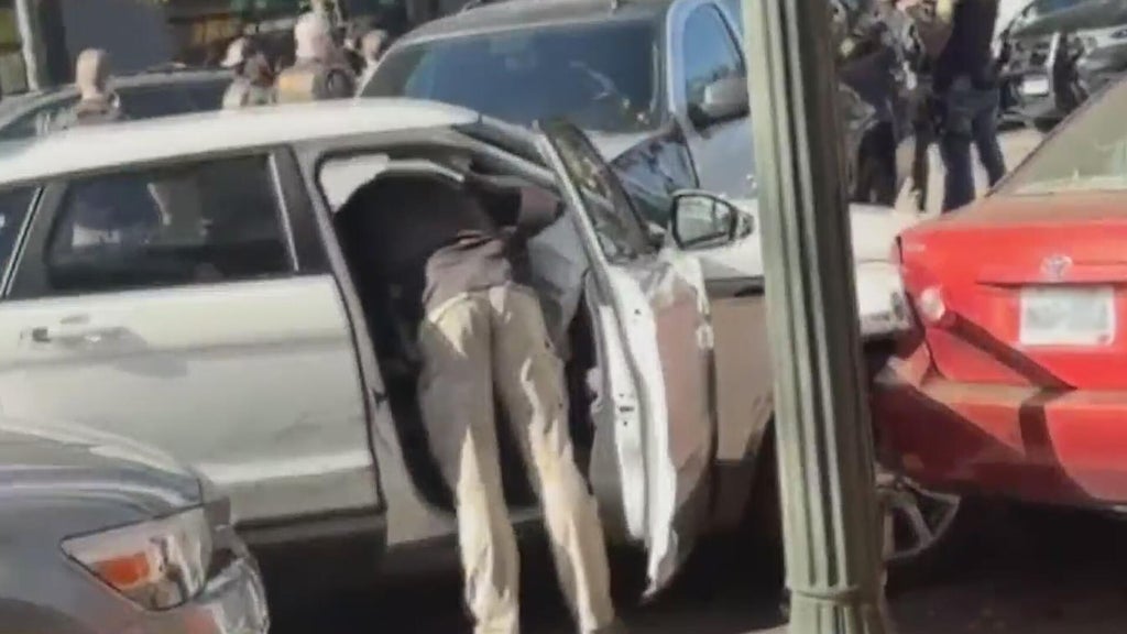 4 men arrested after "traveling dangerously" across Minneapolis in stolen car, sheriff says — WCCO / CBS Minnesota, Roseville Business news