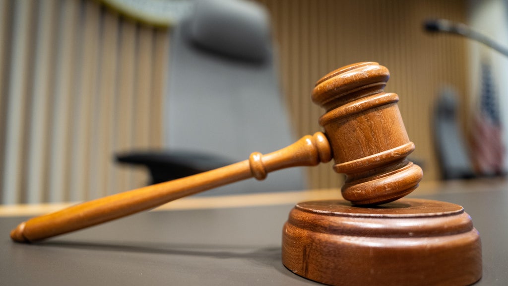 Bloomington man who sexually assaulted 16-year-old girl sentenced to 4 years in prison — WCCO / CBS Minnesota, Roseville Health news