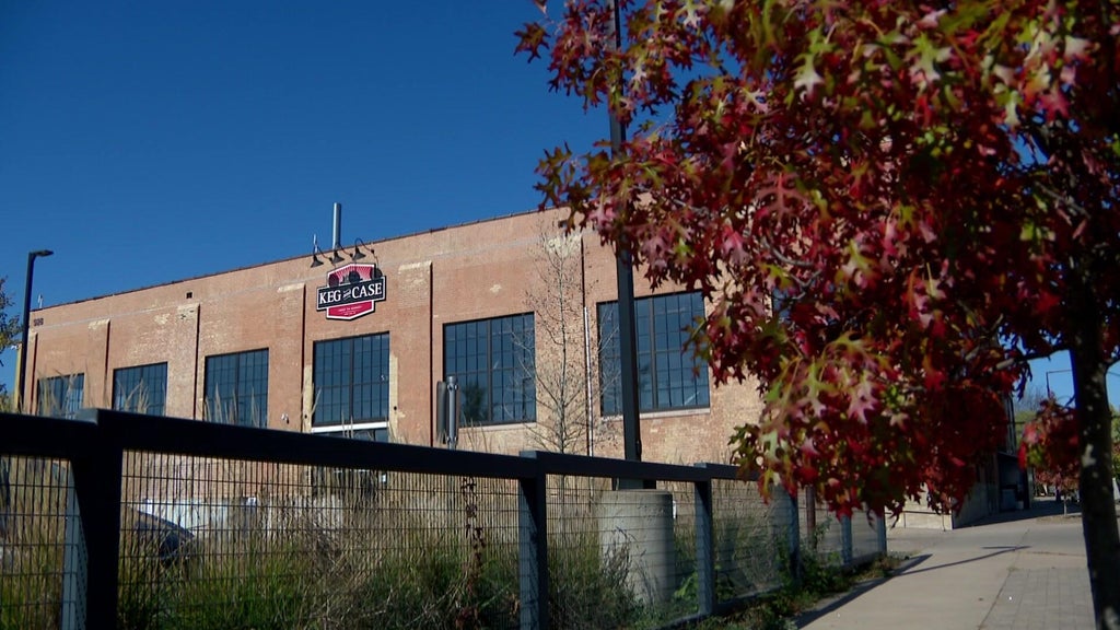 Boxing gym, bar brings new life to former Schmidt Brewery site in St. Paul — WCCO / CBS Minnesota, Roseville Real Estate news