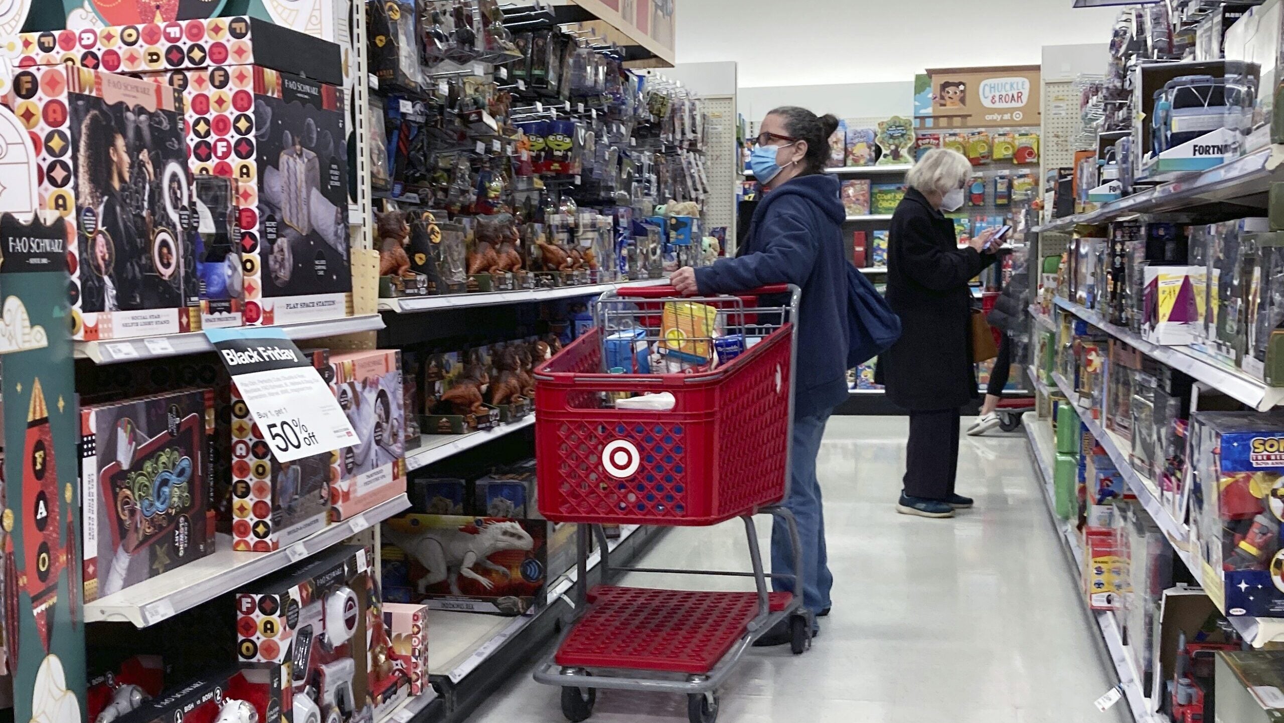 Staying out of debt during the holiday shopping season — KSTP 5, Roseville Business news