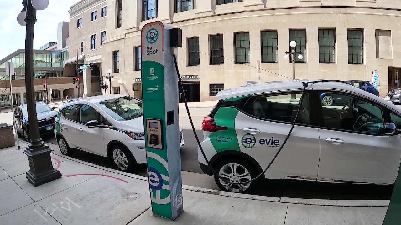 Hourcar to shut down after 20 years, ending Evie carshare service — KSTP 5, Roseville Community news