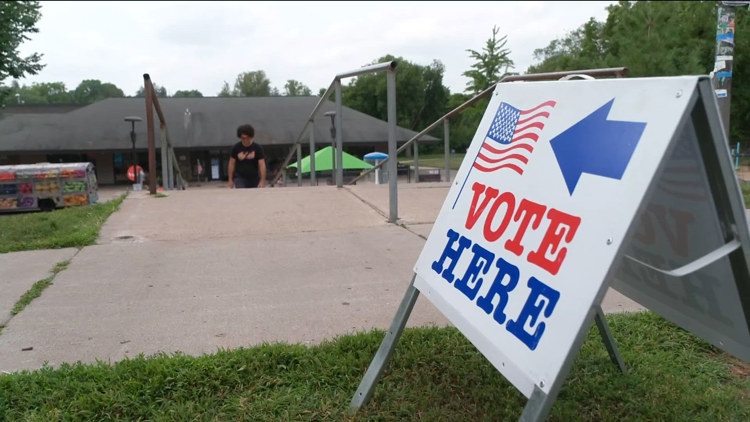 Minneapolis residents set early voting record — Roseville Community news