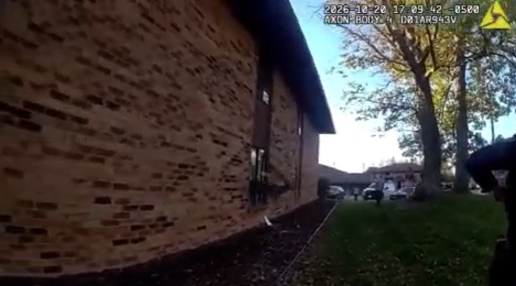 Watch: Deer seen crashing through apartment window in Wisconsin — FOX 9, Roseville Community news