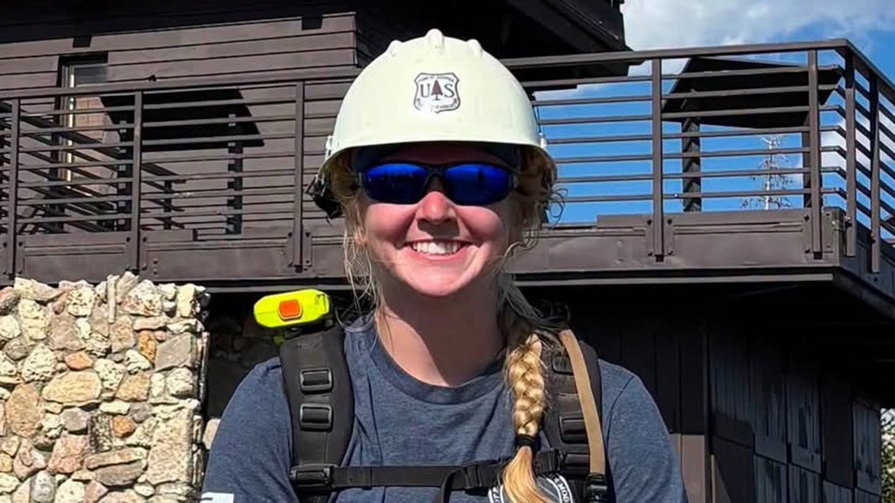 Firefighter, 24, died after being struck by a tree battling La. wildfire — FOX 9, Roseville Community news